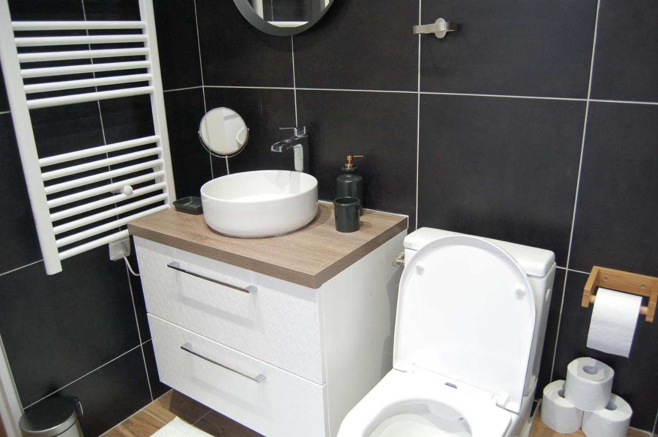 Poissy Appartements Cosy ภายนอก รูปภาพ