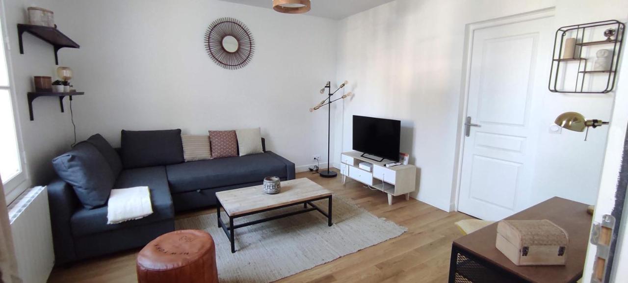Poissy Appartements Cosy ภายนอก รูปภาพ